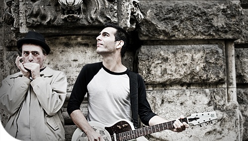 PLAY THE BLUES